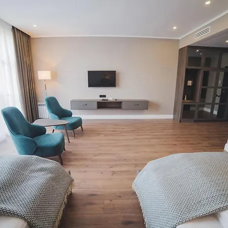 Hotel Irys By Derenivska Kupil