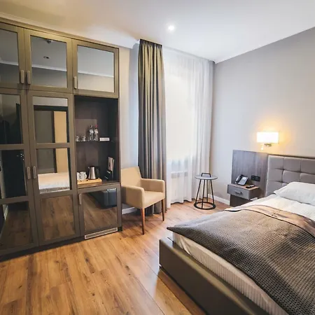 Hotel Irys By Derenivska Kupil