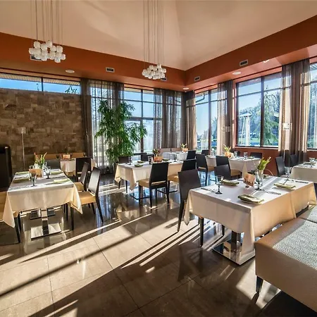 Irys By Derenivska Kupil Hotel